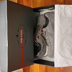 Prada Men's Sneaker, grey, size 7
